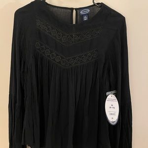 NWT  BLACK BLOUSE BY SCOOP, MEDIUM, LONG SLEEVE
